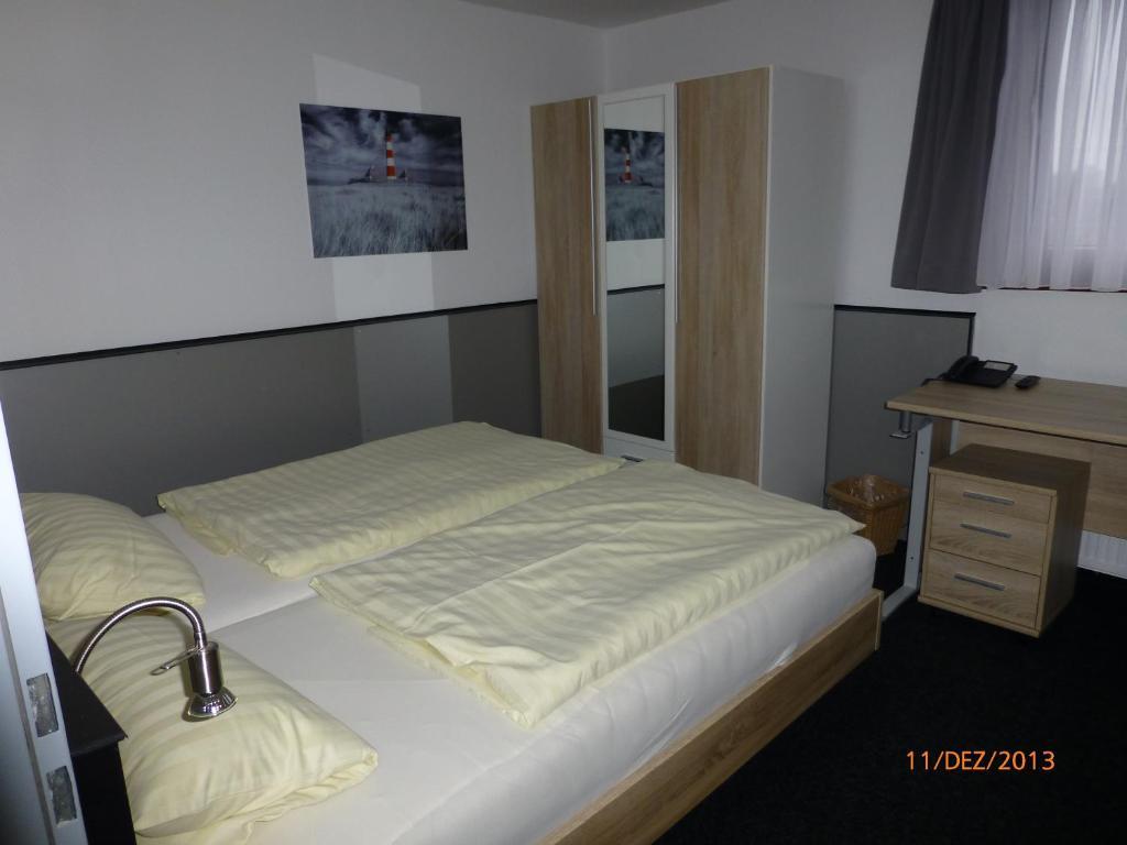 Hotel Rüstersieler Hof Wilhelmshaven Zimmer foto