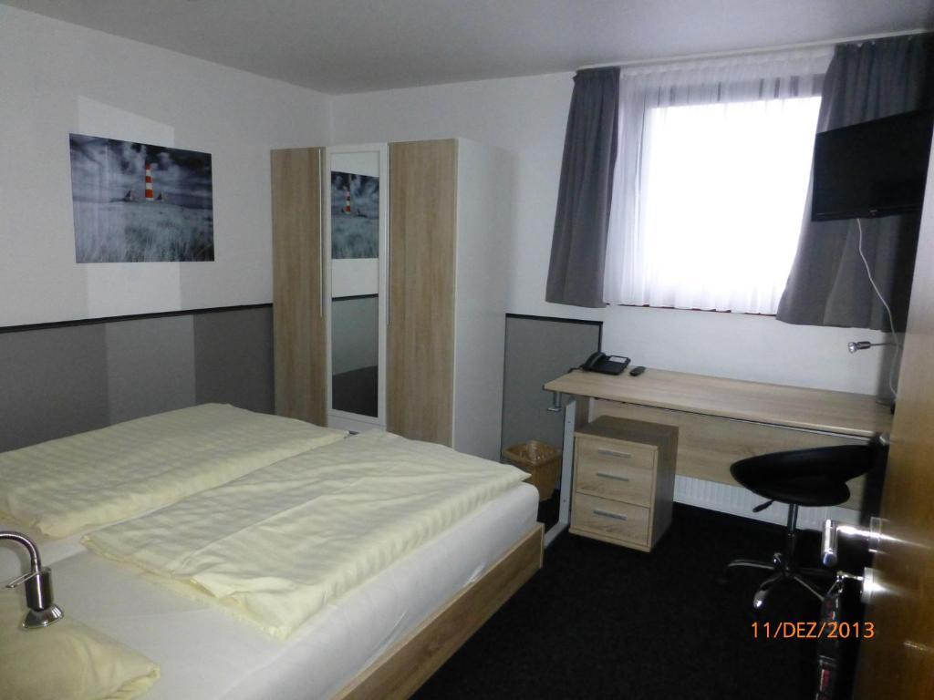 Hotel Rüstersieler Hof Wilhelmshaven Zimmer foto